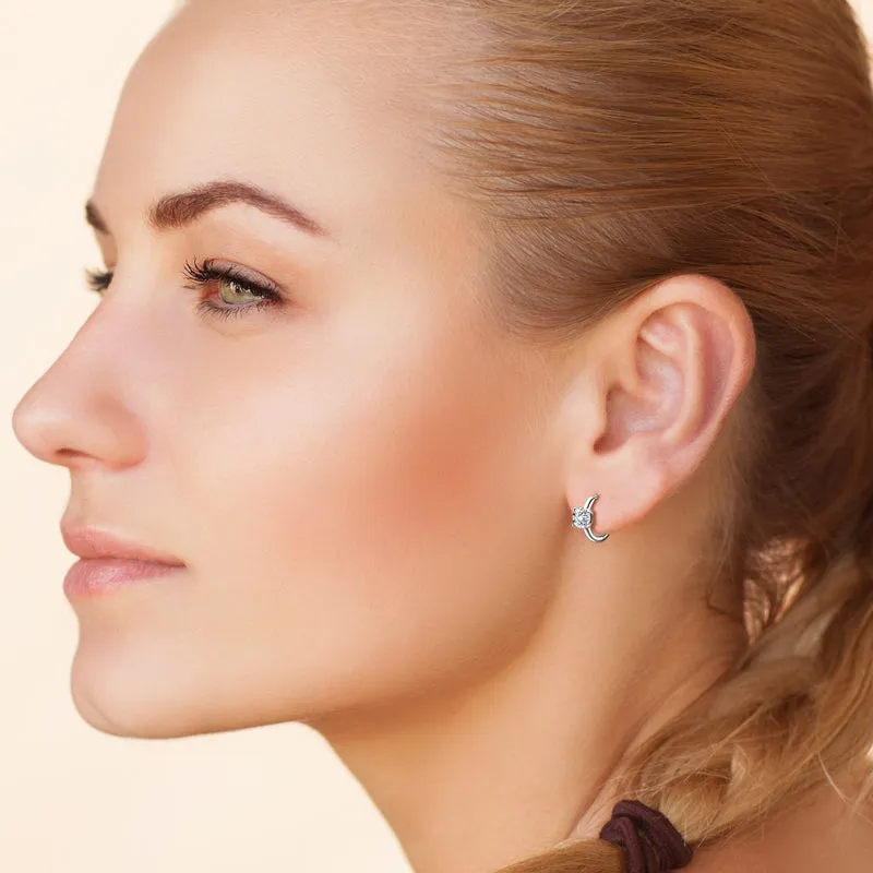 1.0CTW. Round Cut White/Black Moissanite Huggie Hoop Earrings