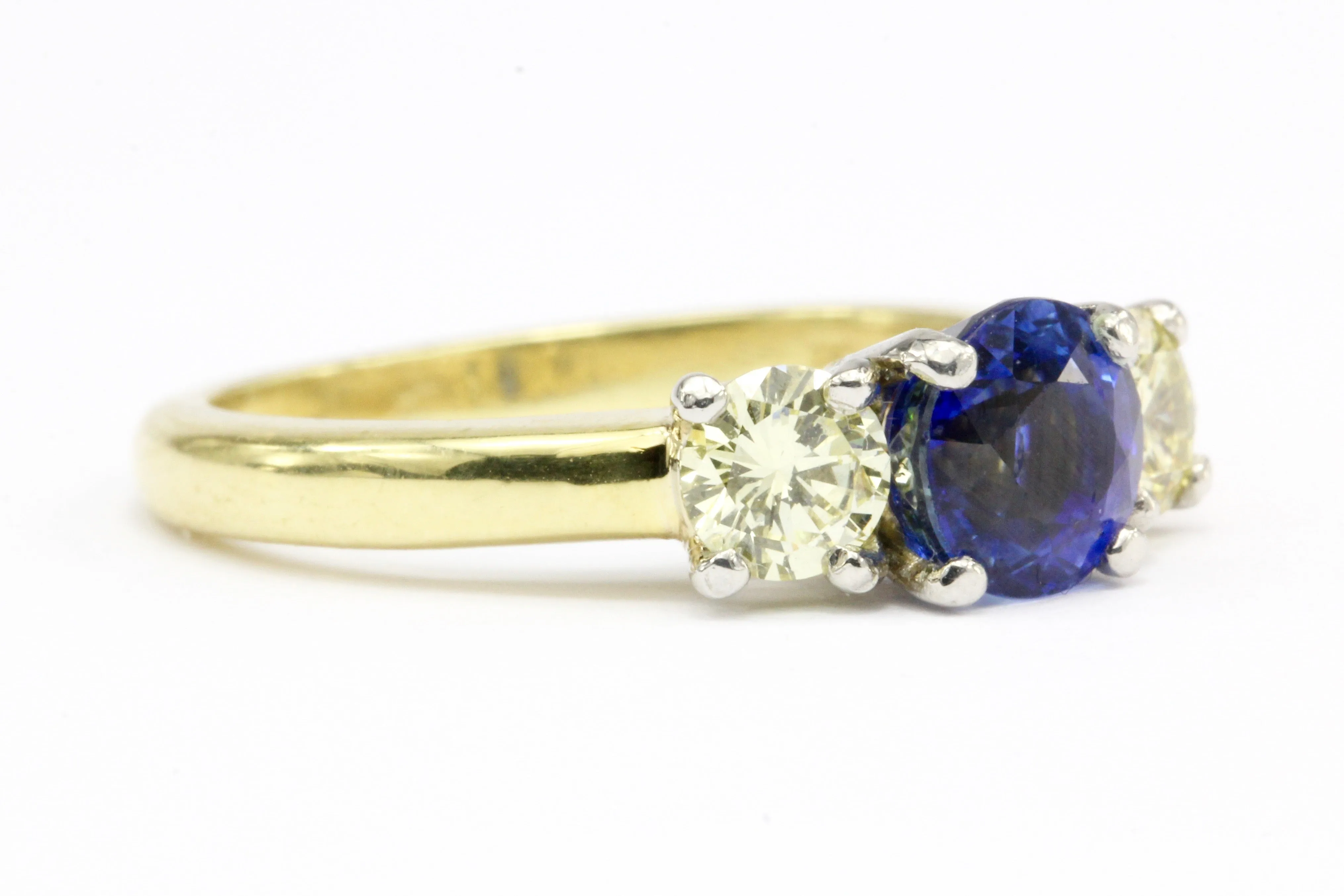 18K Gold 1.52 CT Madagascar Sapphire & Natural Light Fancy Yellow Diamond Ring AGL Certificate