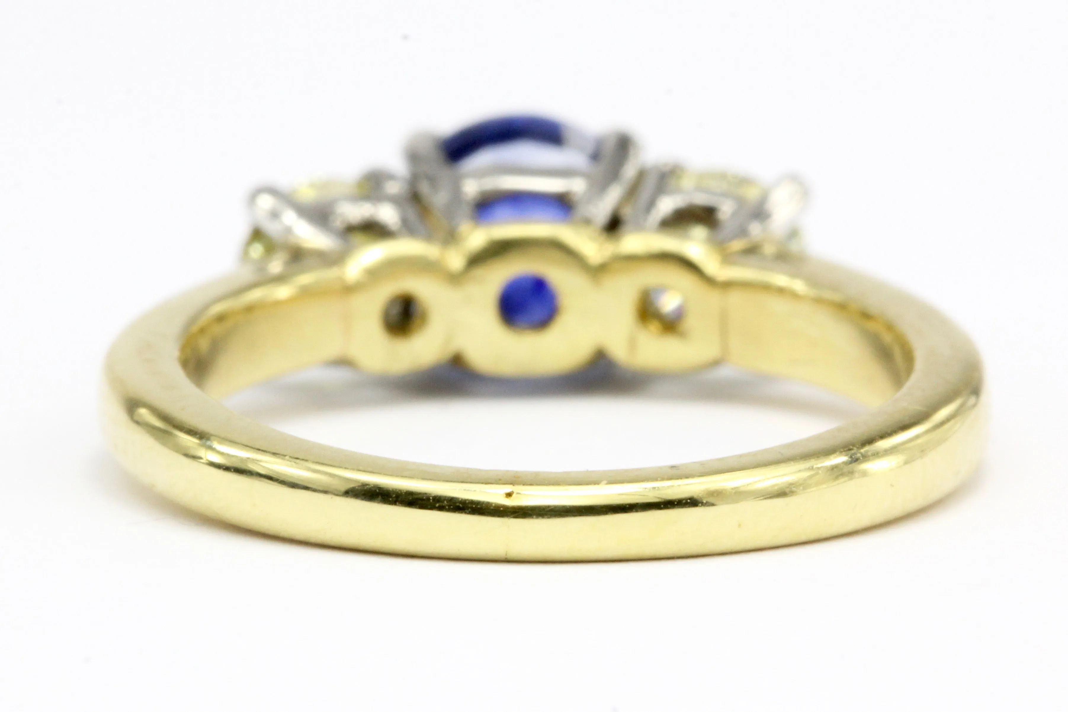 18K Gold 1.52 CT Madagascar Sapphire & Natural Light Fancy Yellow Diamond Ring AGL Certificate
