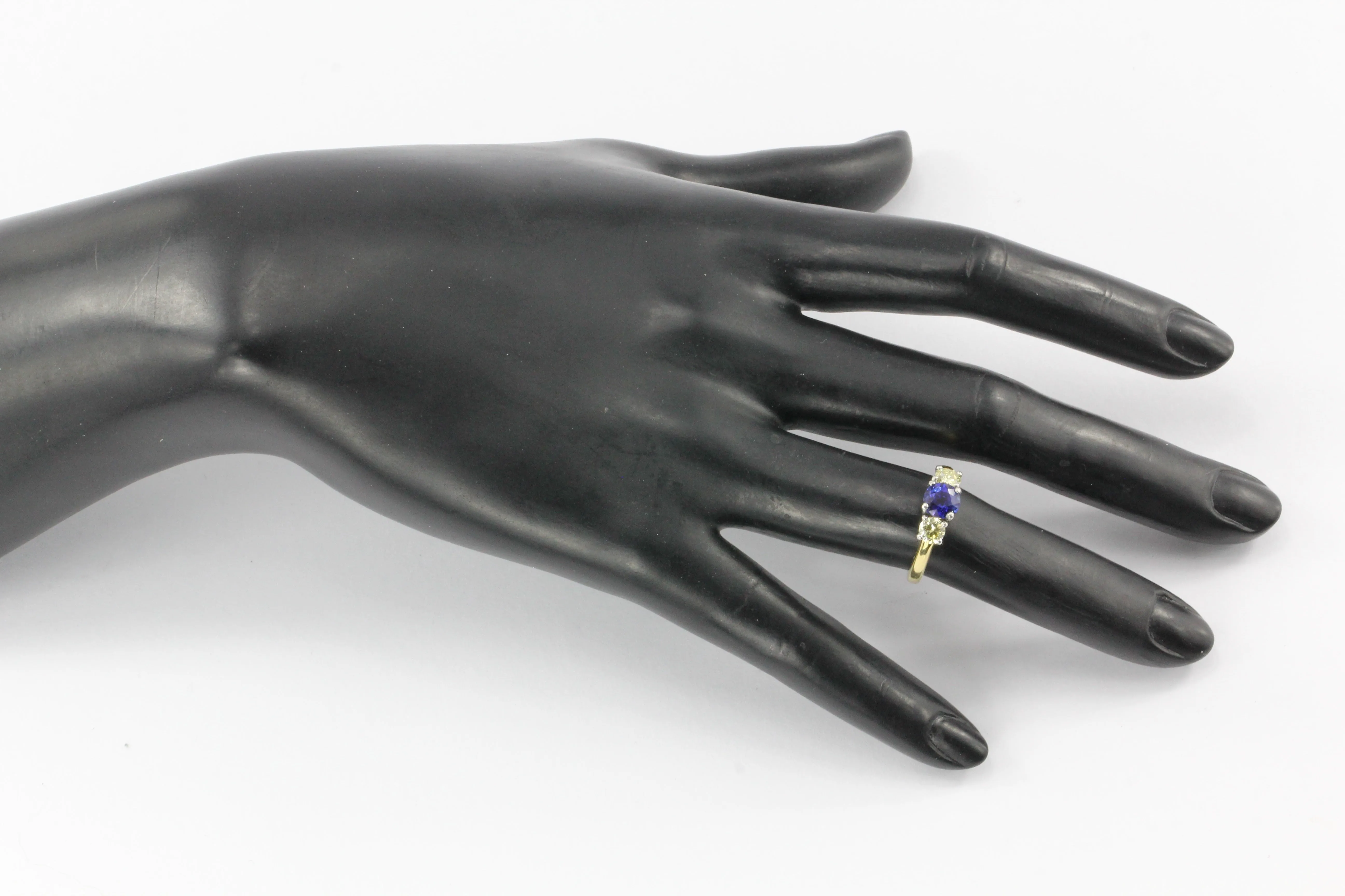 18K Gold 1.52 CT Madagascar Sapphire & Natural Light Fancy Yellow Diamond Ring AGL Certificate
