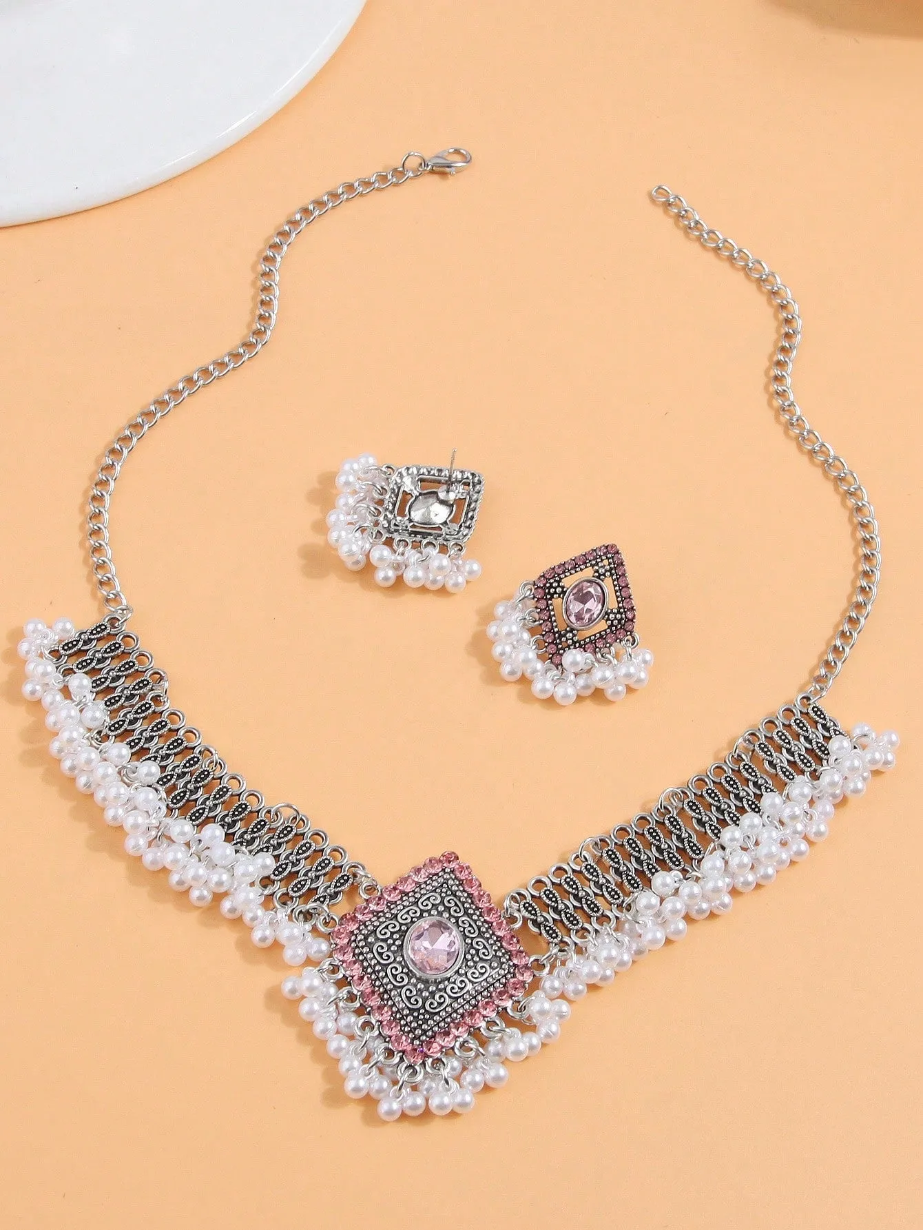 1pc Simple Vintage Style Rhombus Shaped Shiny Rhinestone & Beaded Chain Lady's Necklace   1pair Rhombus Shaped Beaded Lady's Dangle Earrings