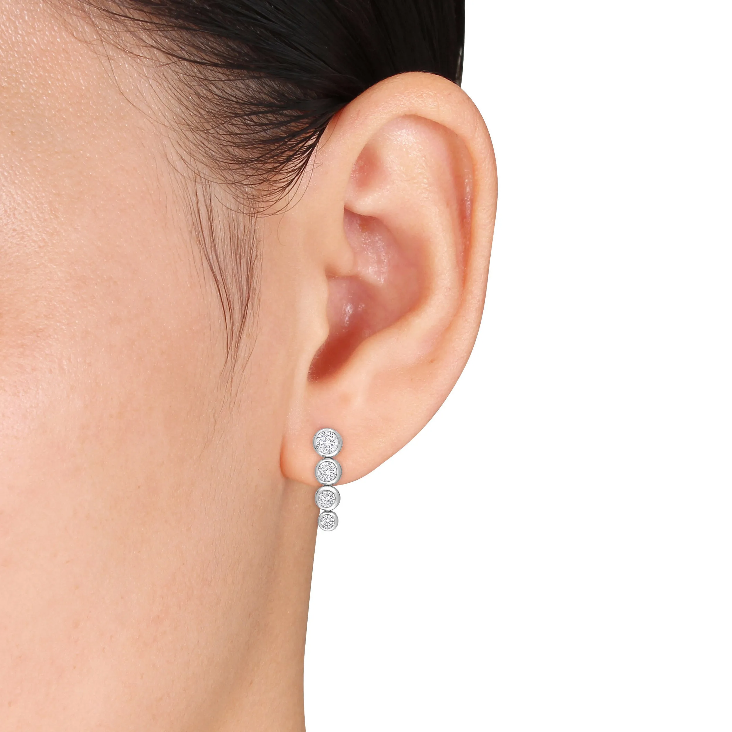 2 3/4 CT TGW CUBIC ZIRCONIA GRADUATED EARRINGS IN STERLING SILVER