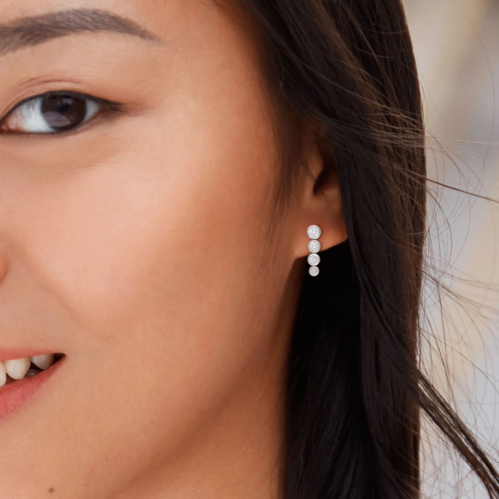 2 3/4 CT TGW CUBIC ZIRCONIA GRADUATED EARRINGS IN STERLING SILVER
