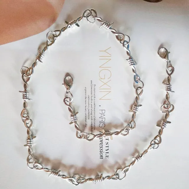 2022 New Brambles Unisex Choker Necklace Women Hip-hop Gothic Punk Style Barbed Wire Thorns Pendant Chain Valentine&#39;s Day Gifts