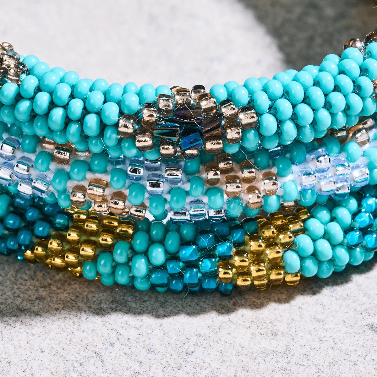 Blue Orchid | Himalayan Glass Bead Bracelet
