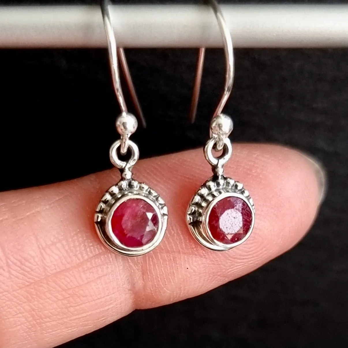 Boho Round 6mm Ruby 925 Silver Earrings, E91R