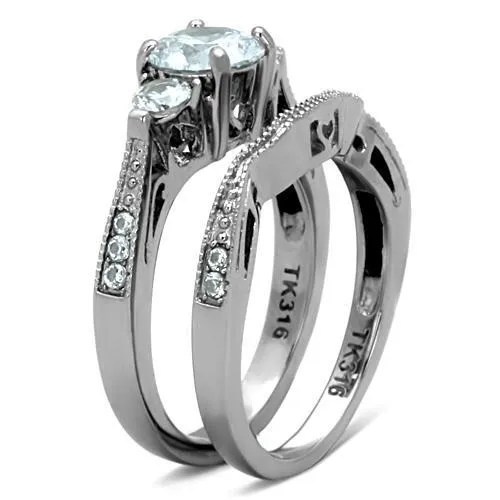 CJE1W002 Wholesale Women's Stainless Steel AAA Grade CZ Clear Three Stone Wedding Ring Set
