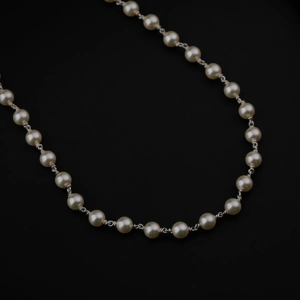 Cream Pearls Silver Chain Necklace