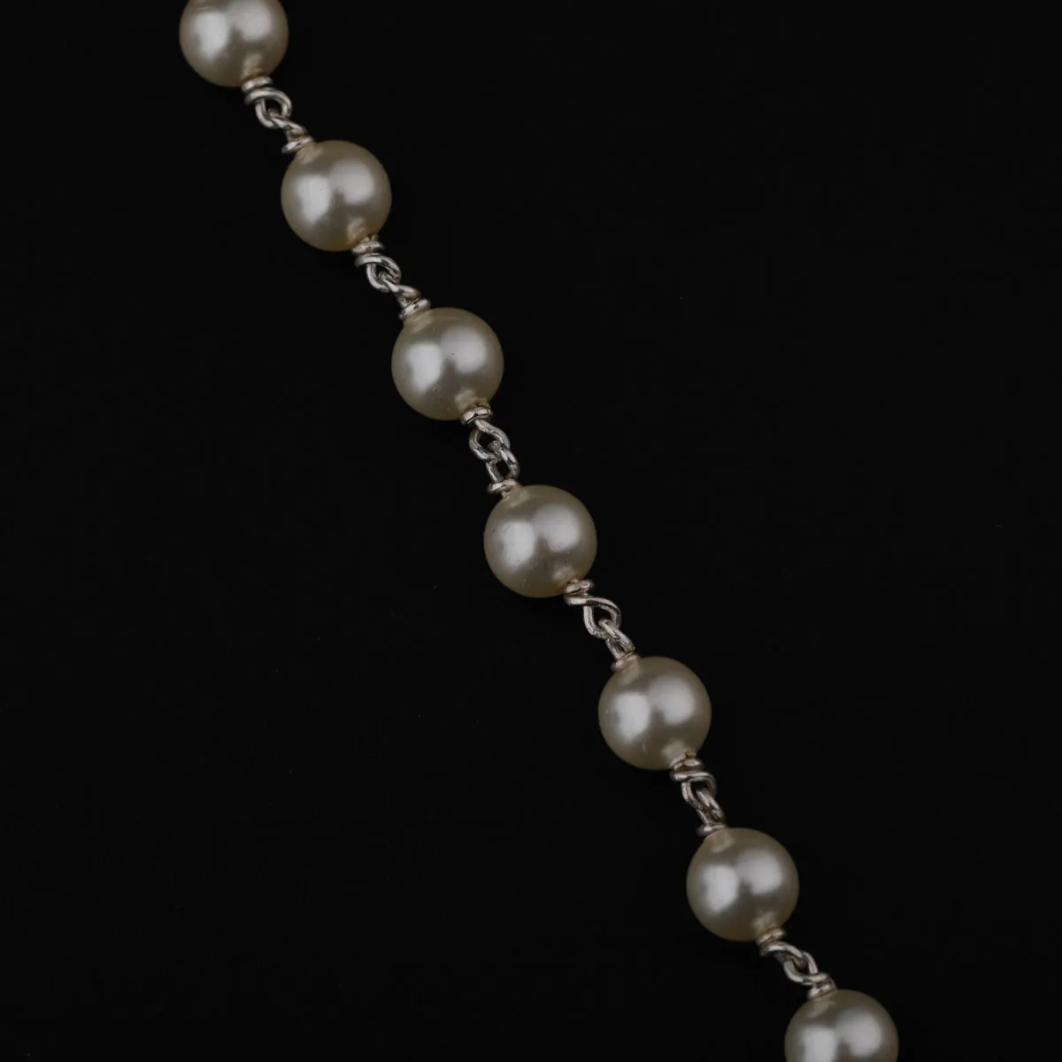 Cream Pearls Silver Chain Necklace