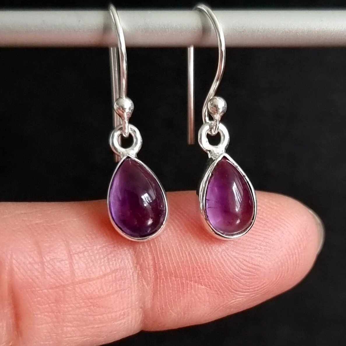 Dainty Teardrop Amethyst Earrings in 925 Sterling Silver, E5A