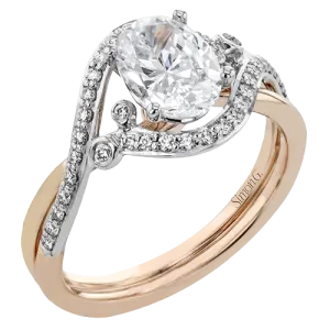 Engagement Ring in 18k Gold with Diamonds