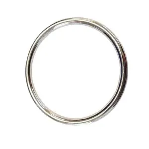 FABIENNE Plain Metal Bangle - Silver
