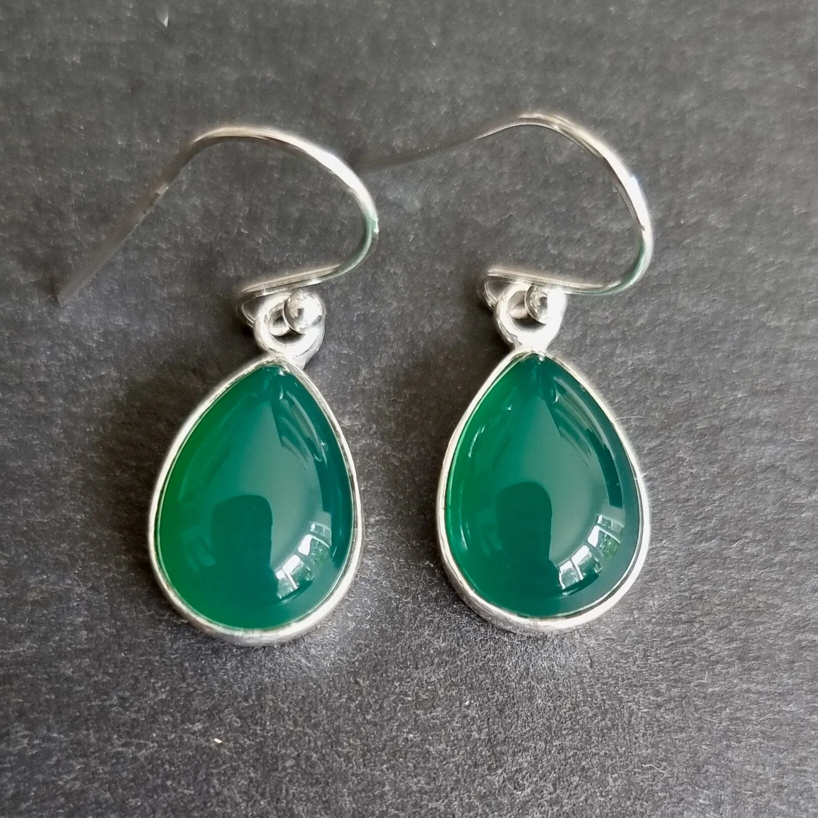 Green Onyx Teardrop 14mm x 10mm 925 Sterling Silver Earrings, E11GO