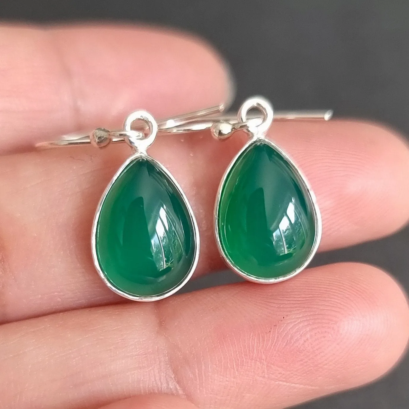 Green Onyx Teardrop 14mm x 10mm 925 Sterling Silver Earrings, E11GO