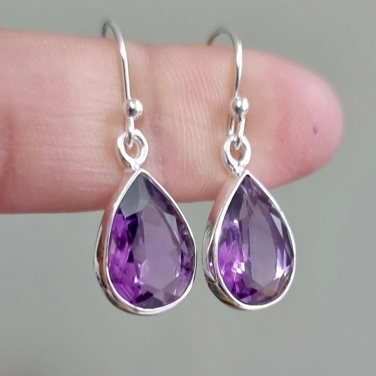 Large Teardrop Facetted Amethyst 925 Silver Dangle Earrings, E11AF