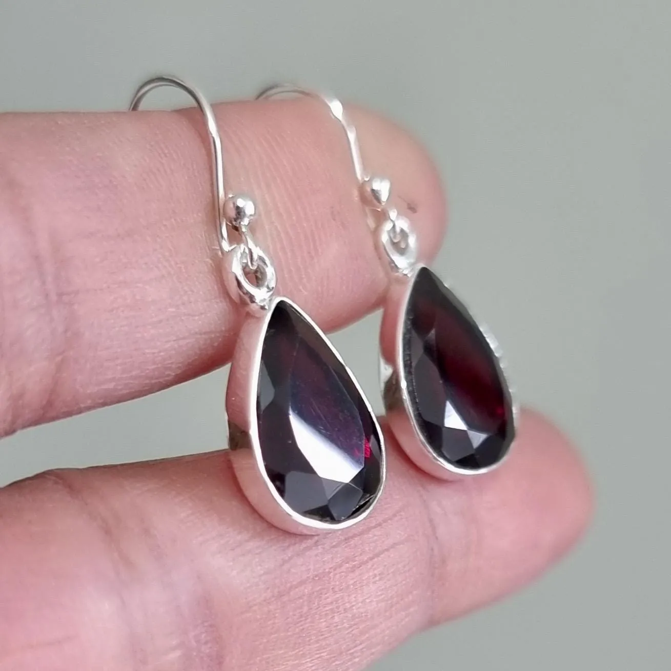 Large Teardrop Facetted Garnet 925 Silver Dangle Earrings, E11GF