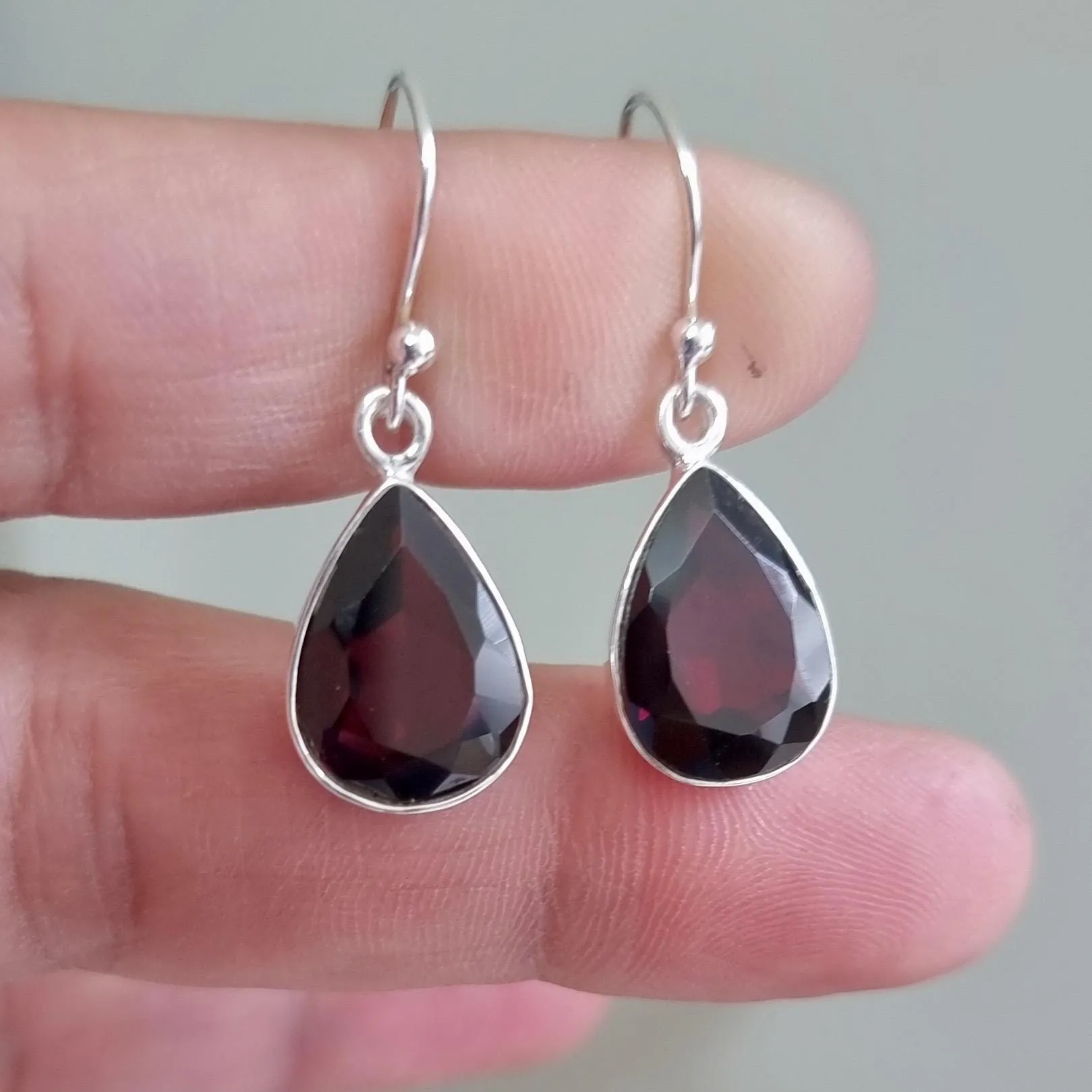 Large Teardrop Facetted Garnet 925 Silver Dangle Earrings, E11GF