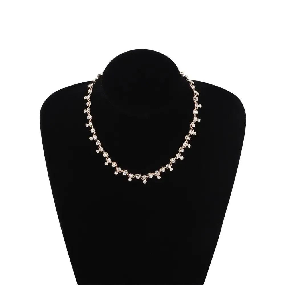 Modernd Luxury 2021 New Gold Coin Layered Chain Necklace For Women And Girls Stylish Pearl Moon Choker Collar butterfly Necklace
