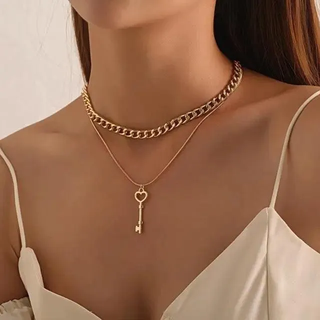 Modernd Luxury 2021 New Gold Coin Layered Chain Necklace For Women And Girls Stylish Pearl Moon Choker Collar butterfly Necklace