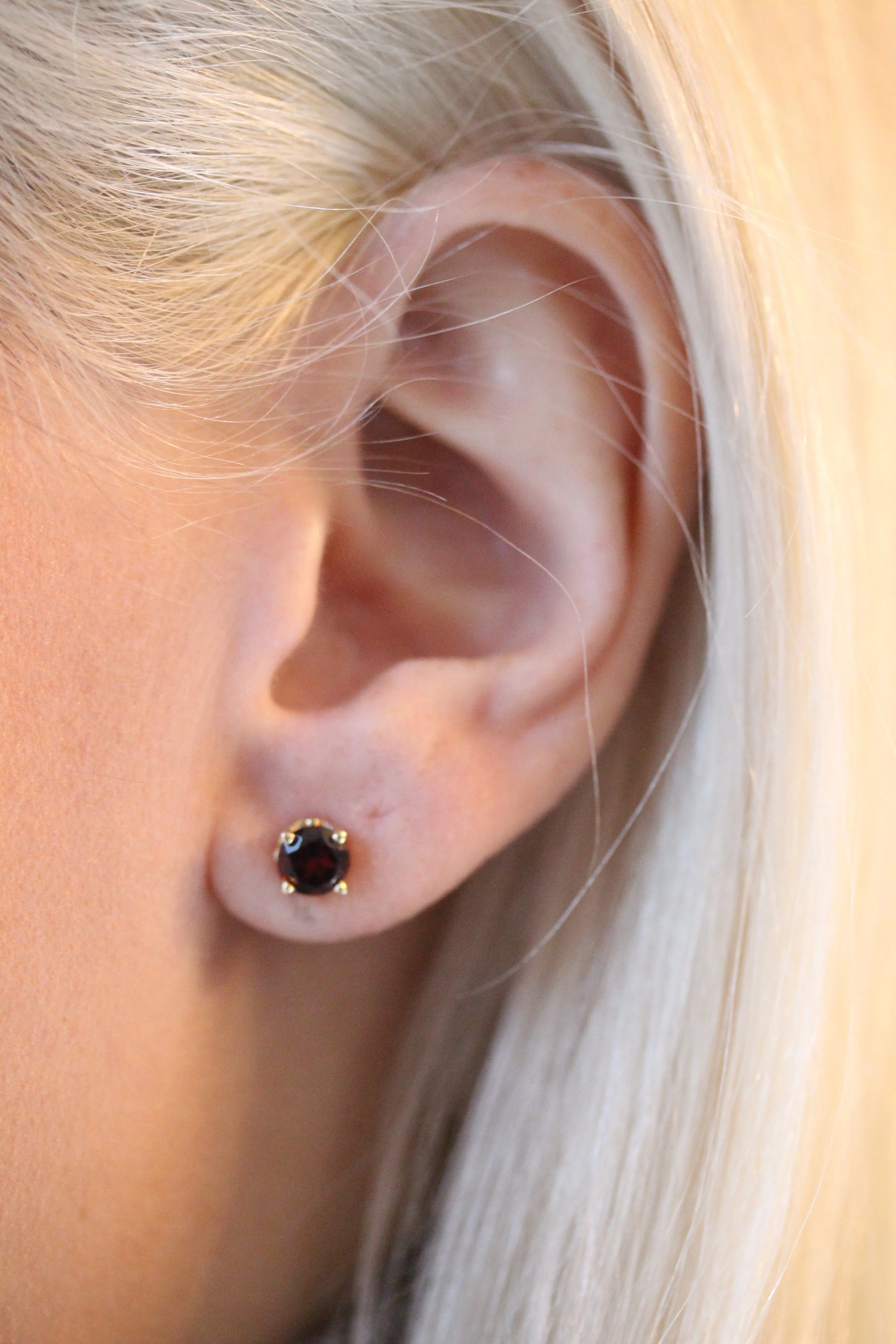 Mozambique Garnet Scroll Design Round 4-Prong Stud Earrings