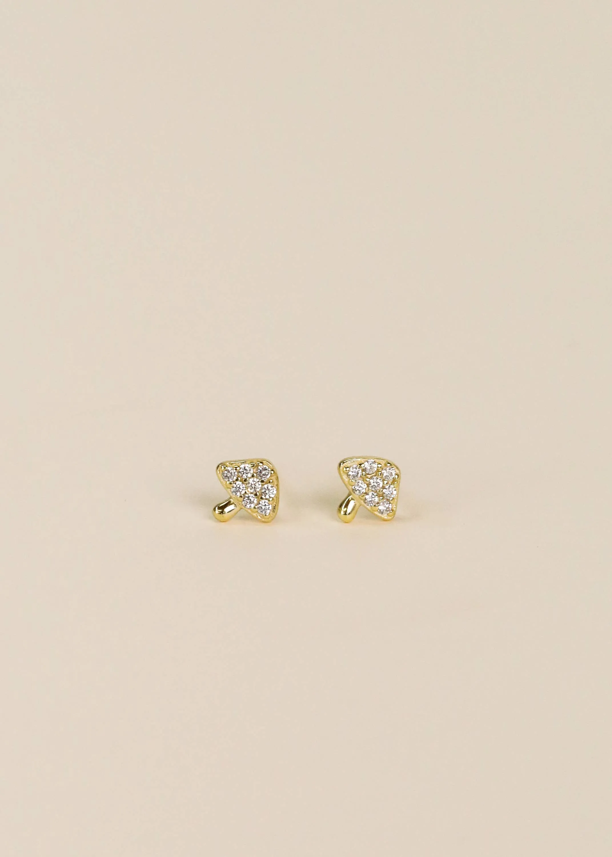 Mushroom Pavé Stud