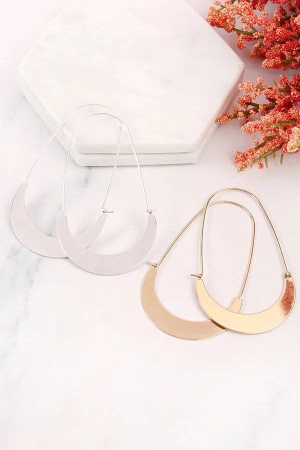 QUARTER MOON HOOP EARRING
