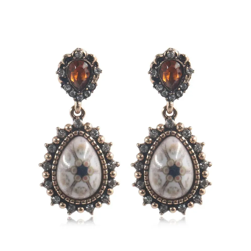 Retro Leaf Gemstone Rhinestone Earrings