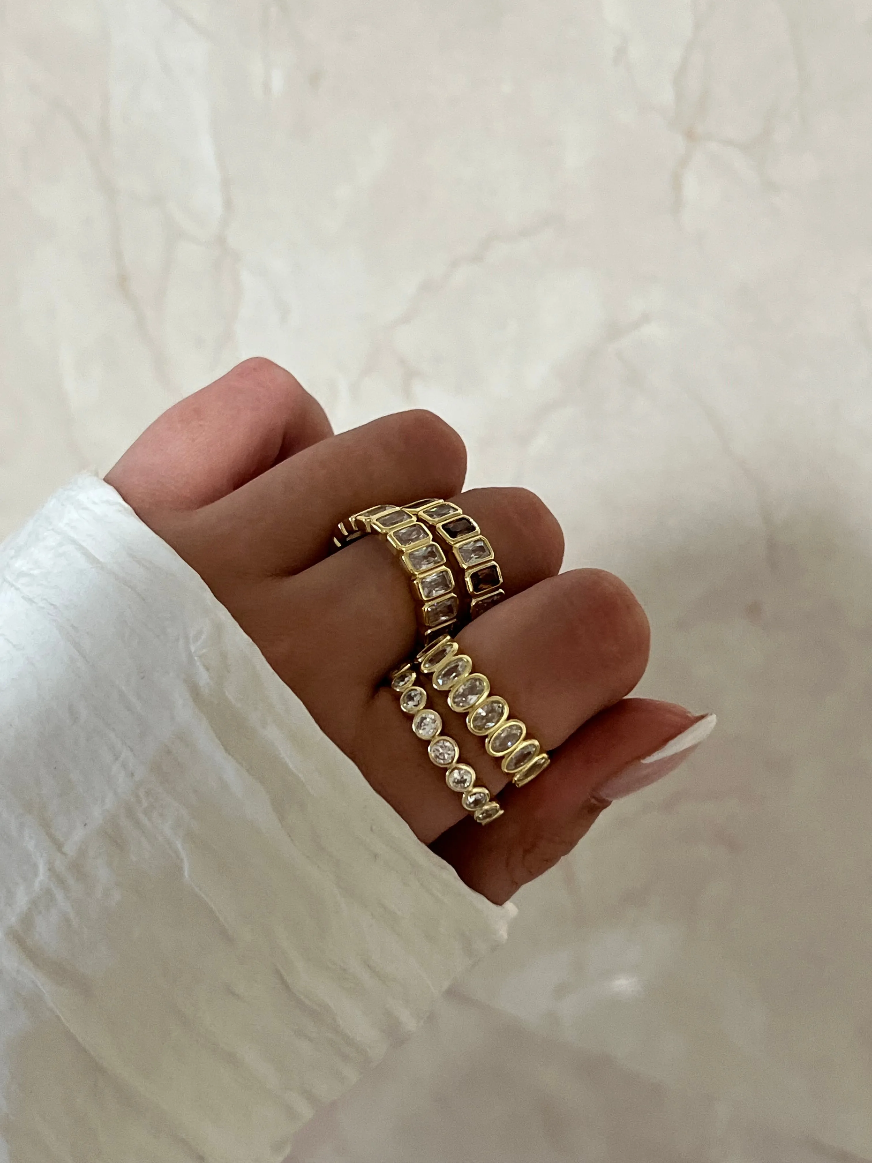 Round Bezel Ring