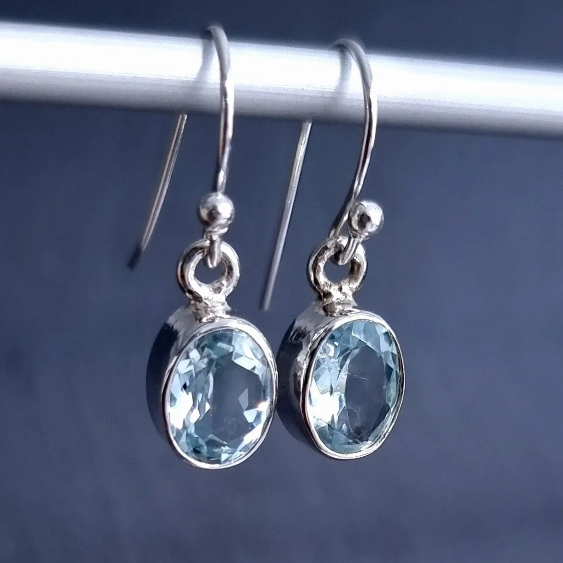 Small Oval Blue Topaz 925 Silver Dangle Earrings, E7BT