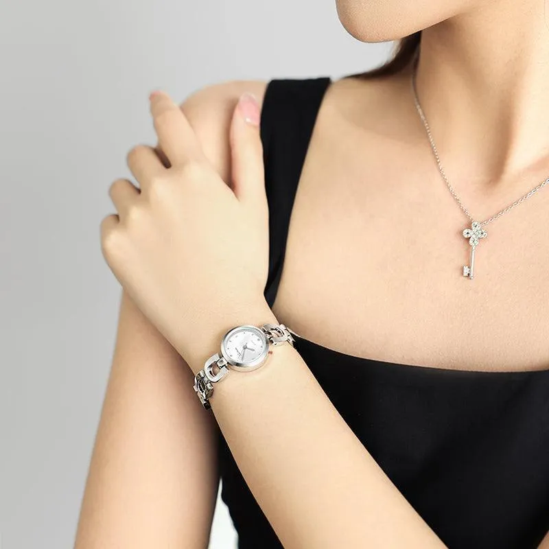 Sotoiru Quartz Watches Simple Silver Round Timeless Jewelry For Her T3023