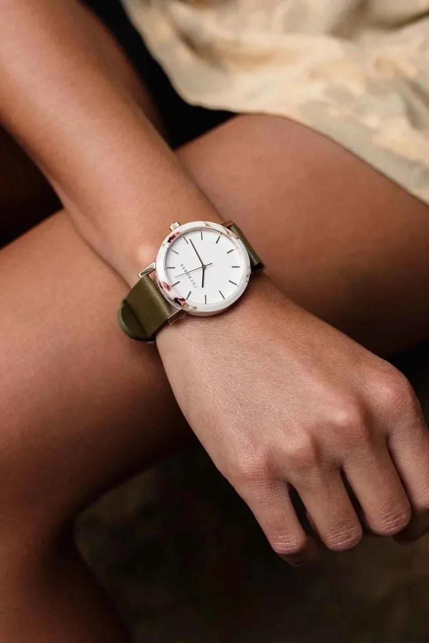 THE HORSE MINI RESIN WATCH - NOUGAT SHELL/WHITE DIAL/OLIVE LEATHER