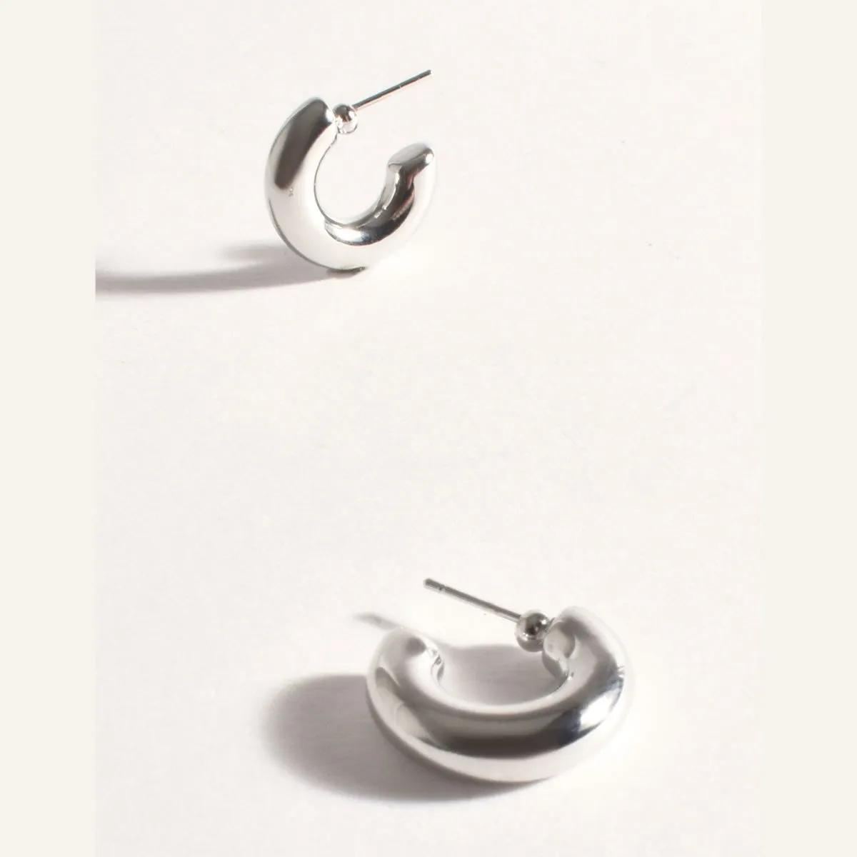 Trinity Tube Hoop Earrings (Silver)