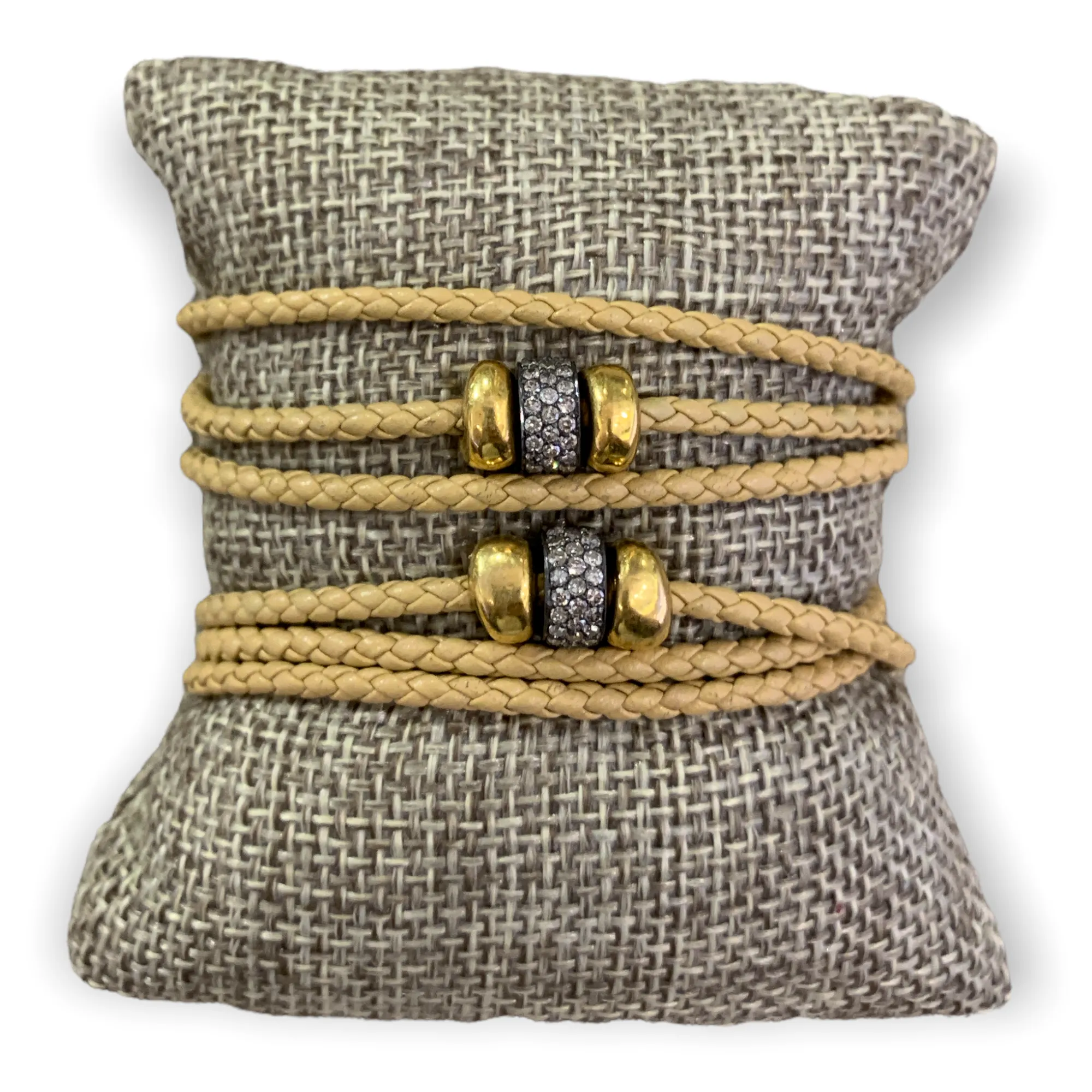 Triple Wrap w/ Roundel Bracelet