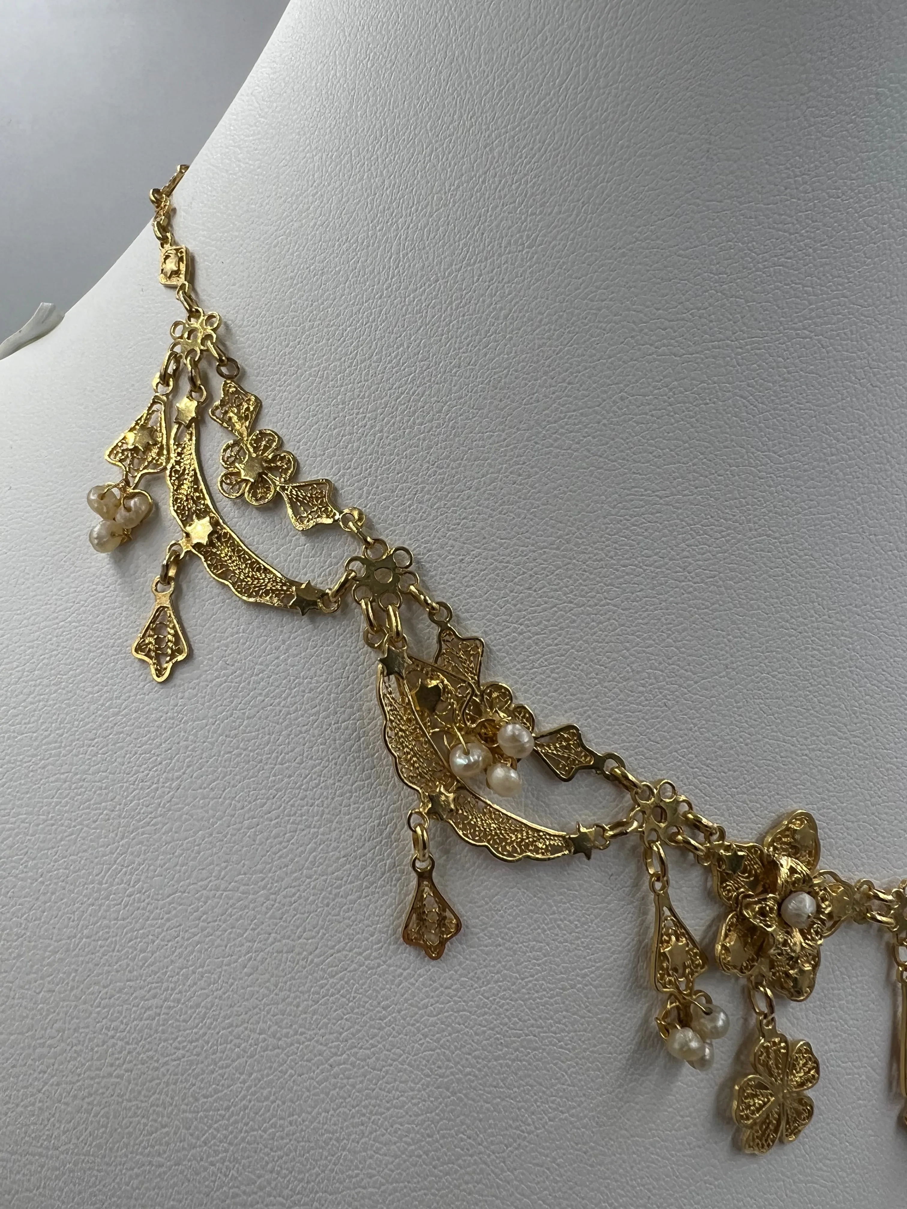 Vintage 1950s Filigree Fringe 18k Yellow Gold Pearl Necklace