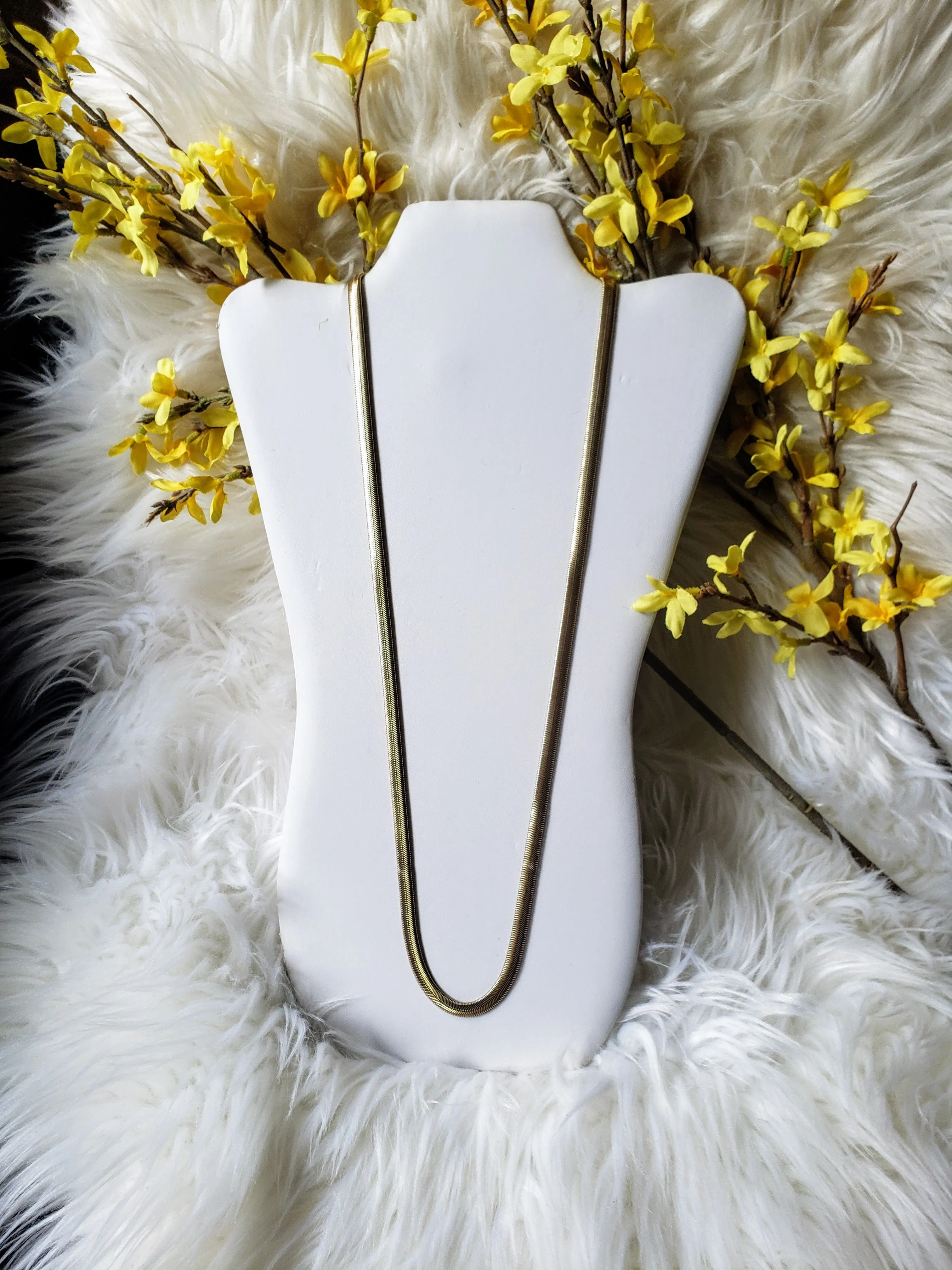 Vintage - Gold Herringbone Necklace