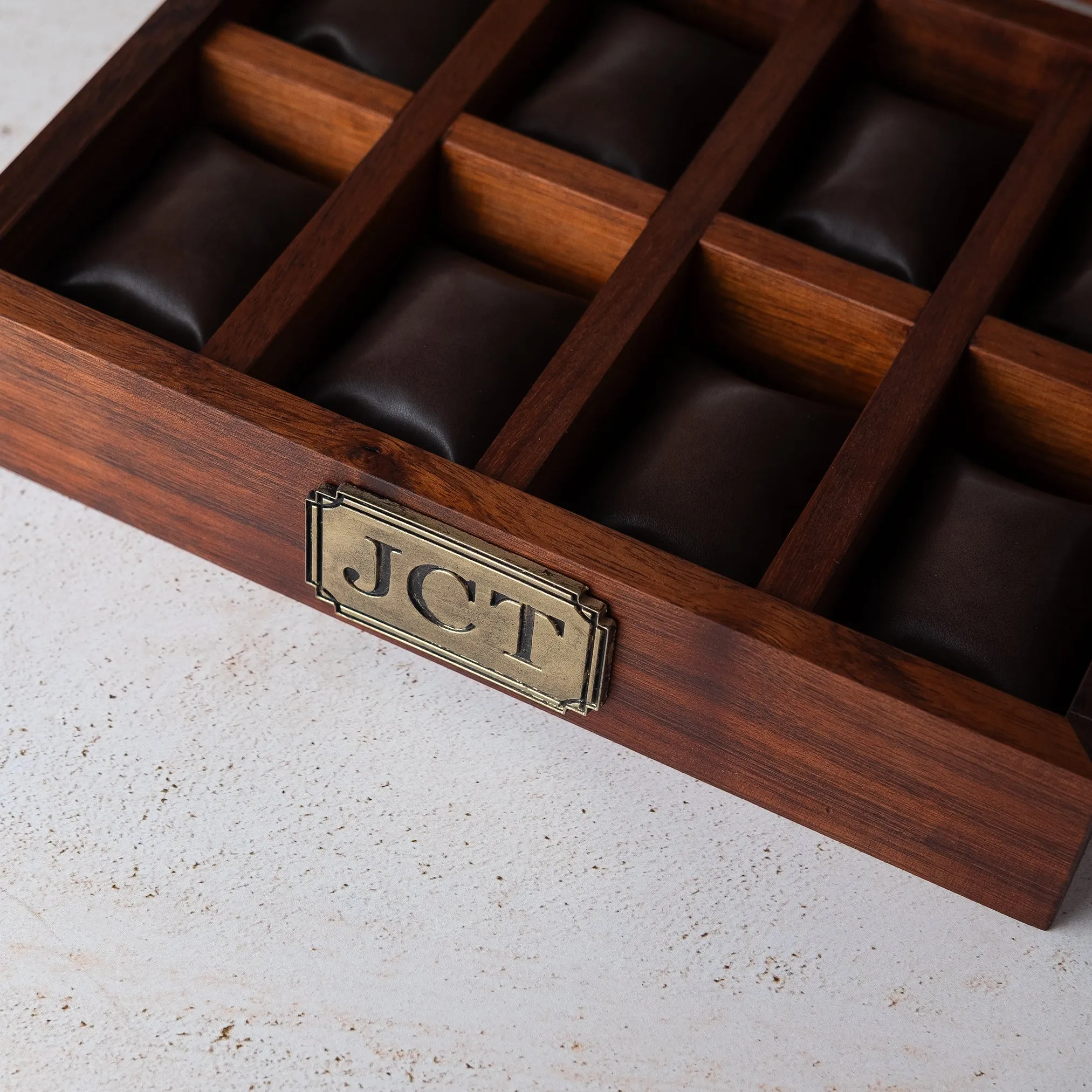 Watch Box Organizer for 8 Watches Premium Modern Hardwood.
