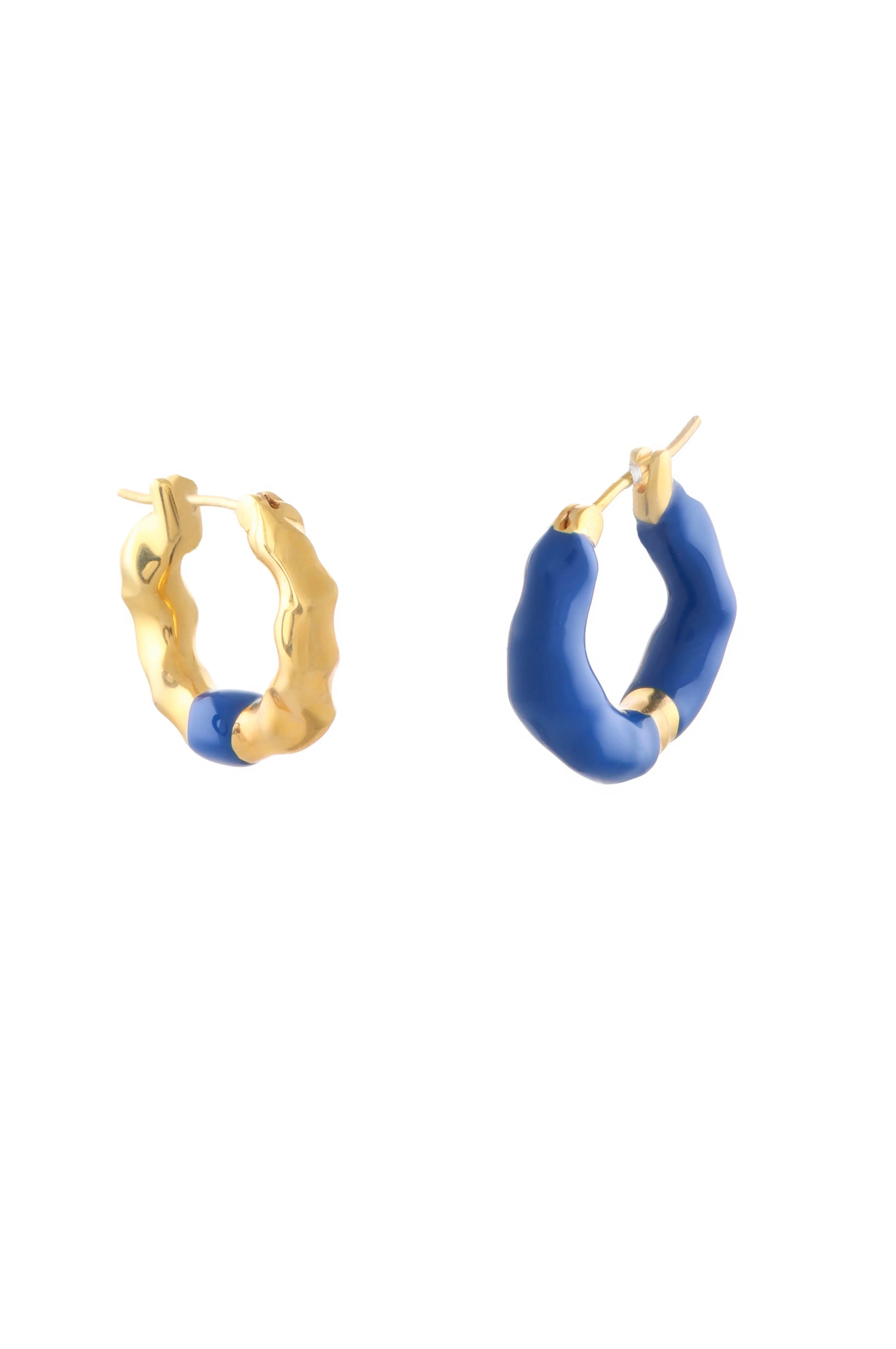 WAVE HOOP EARRINGS WITH ENAMEL