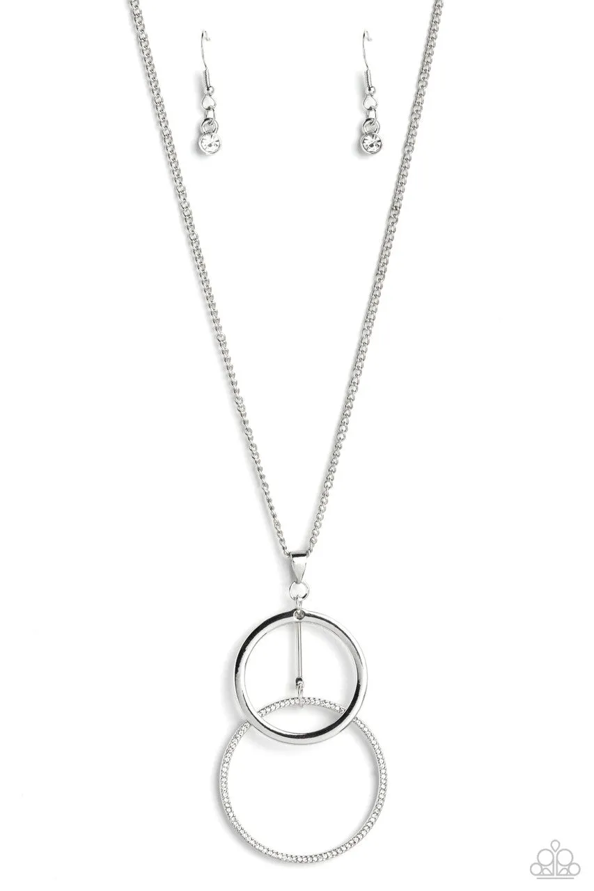 Wishing Well Whimsy - White - Overlapping Circle Pendant with Rhinestones Paparazzi Short Necklace