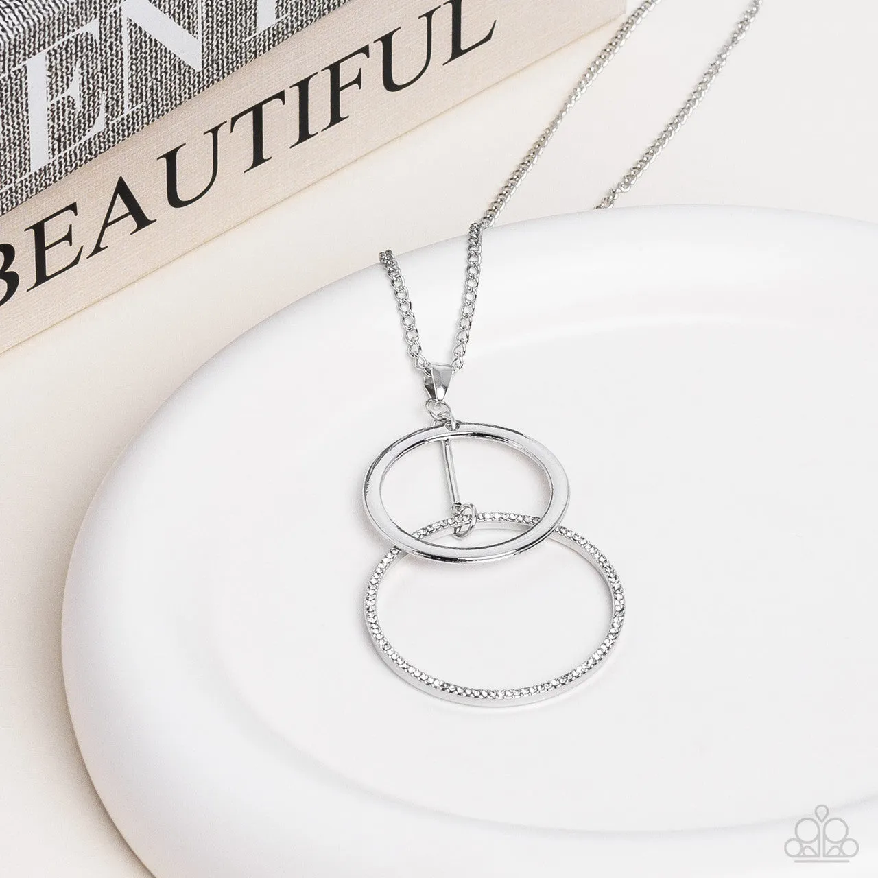 Wishing Well Whimsy - White - Overlapping Circle Pendant with Rhinestones Paparazzi Short Necklace